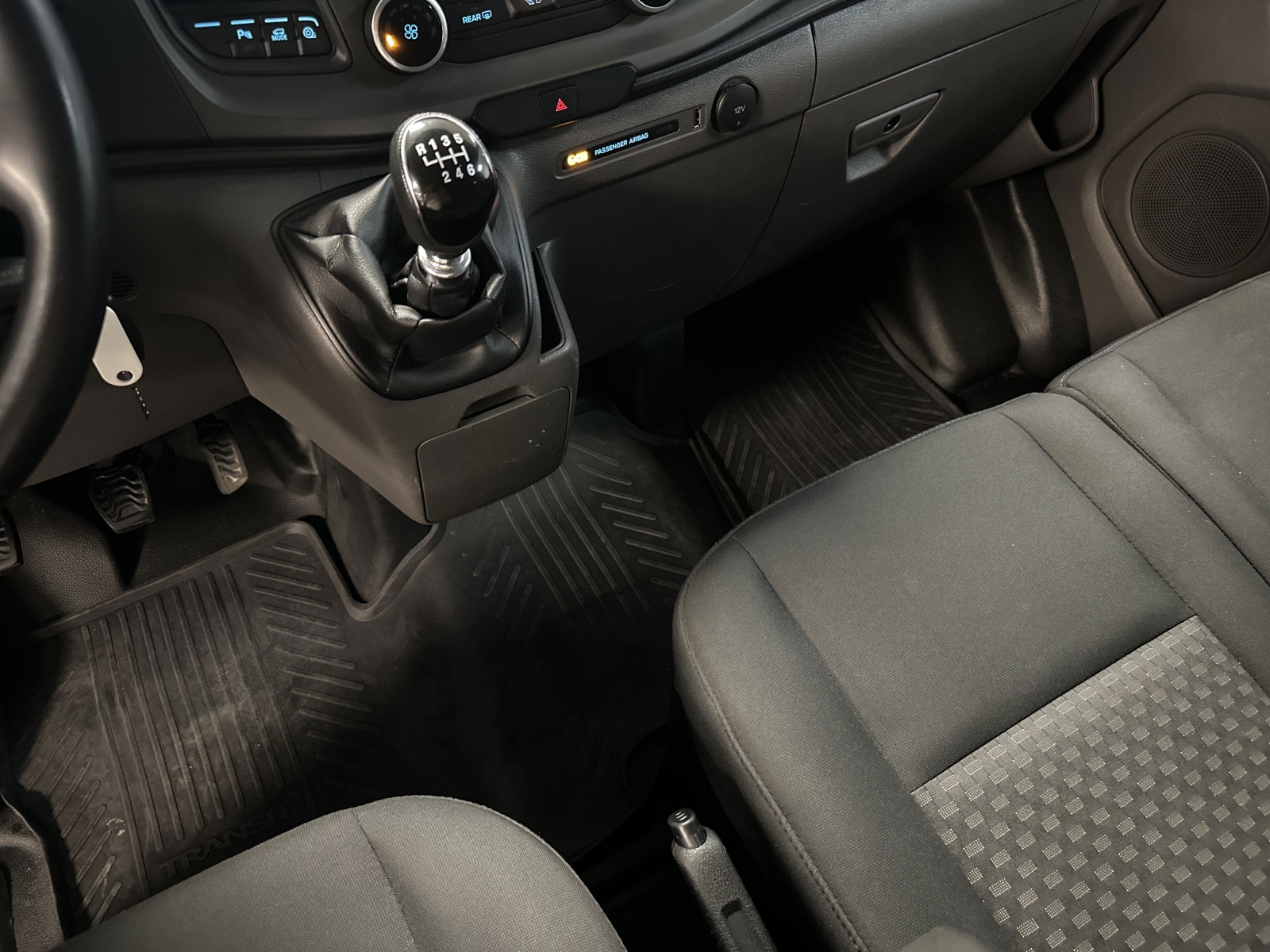 Ford Tourneo Custom Kombi Trend 320 LWB
