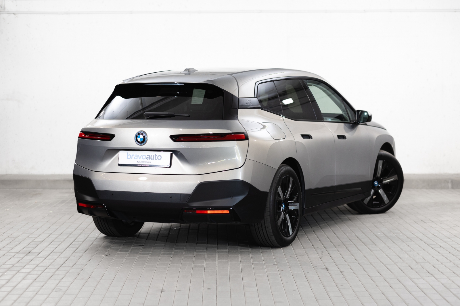 BMW iX xDrive50e