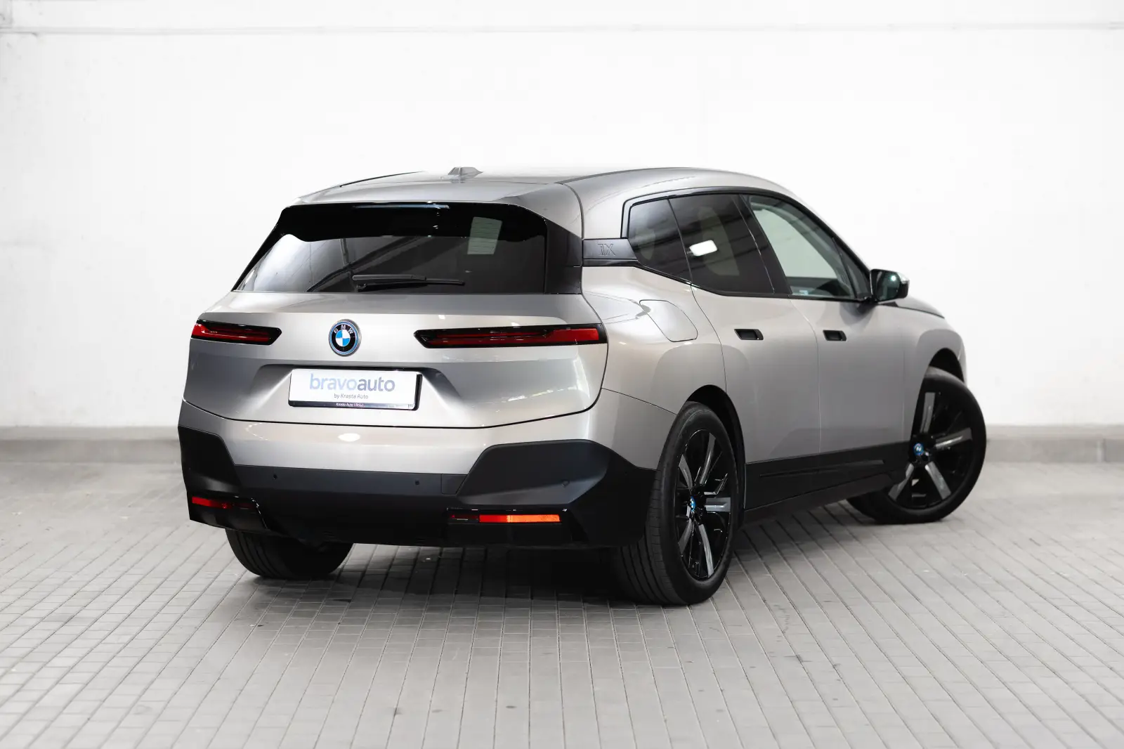 BMW iX xDrive50e