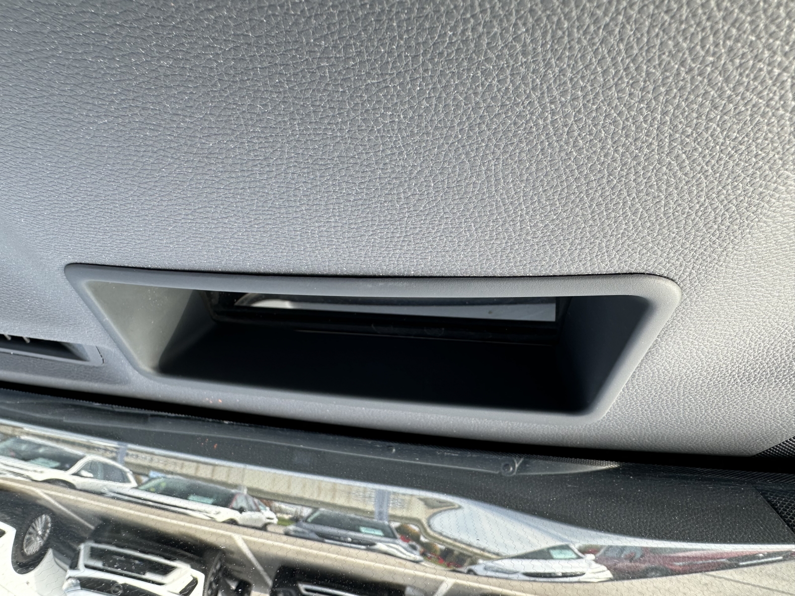 Toyota RAV4 R PHEV Plug-in Hybrid