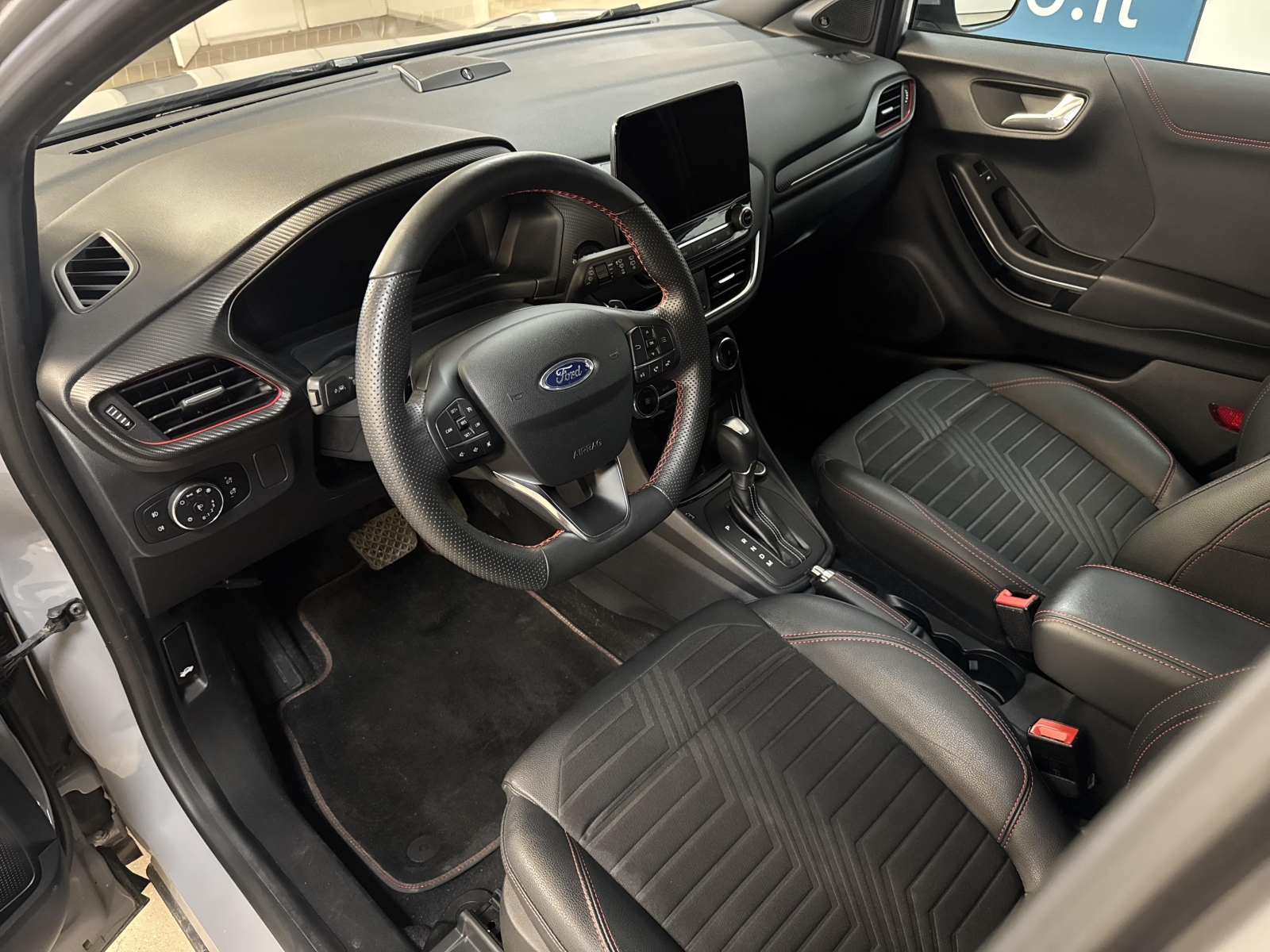 Ford Puma ST-LineX MHEV