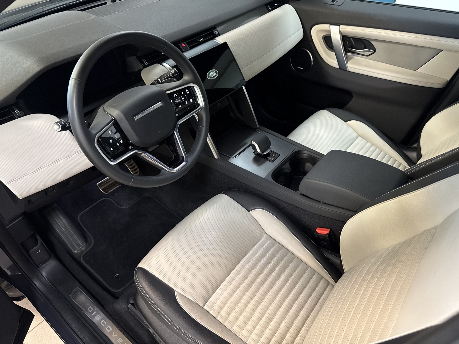 Land Rover Discovery Sport Dynamic SE D165