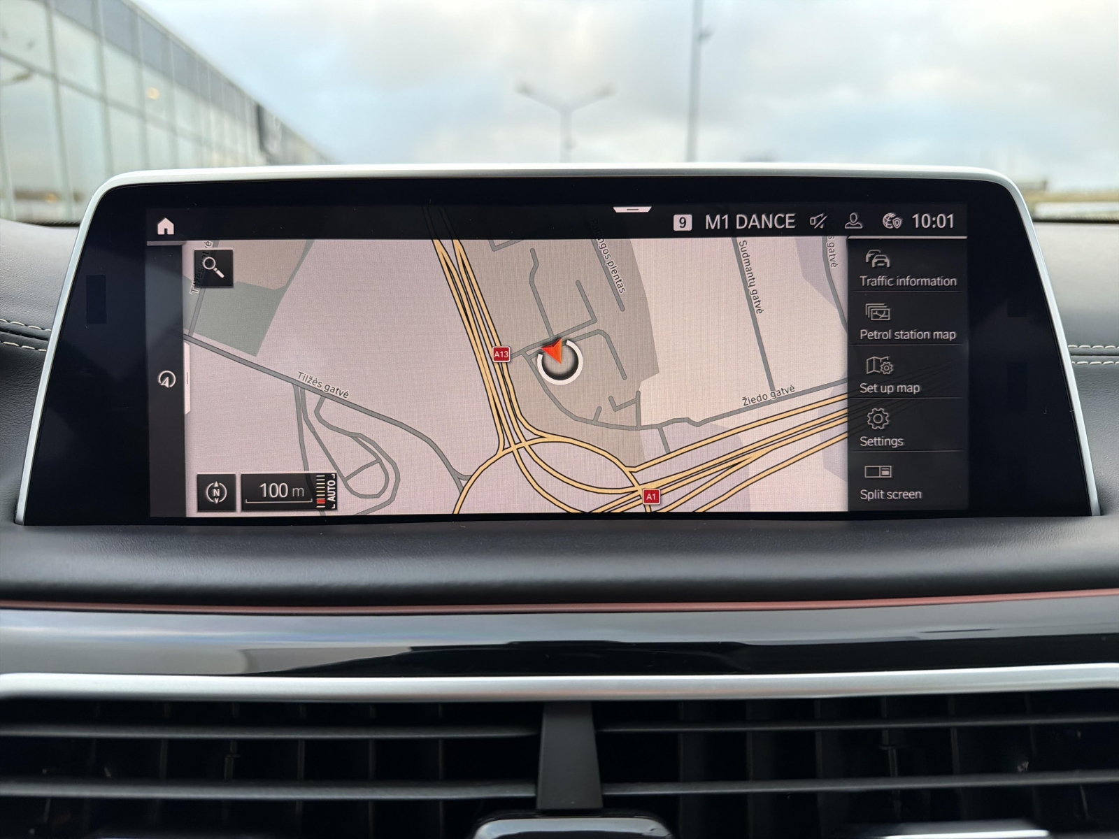 BMW 750 XDrive Individual