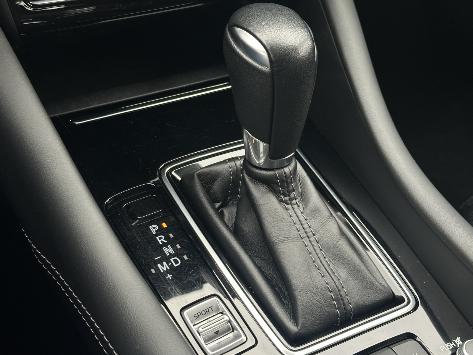 Mazda 6 Premium Plus