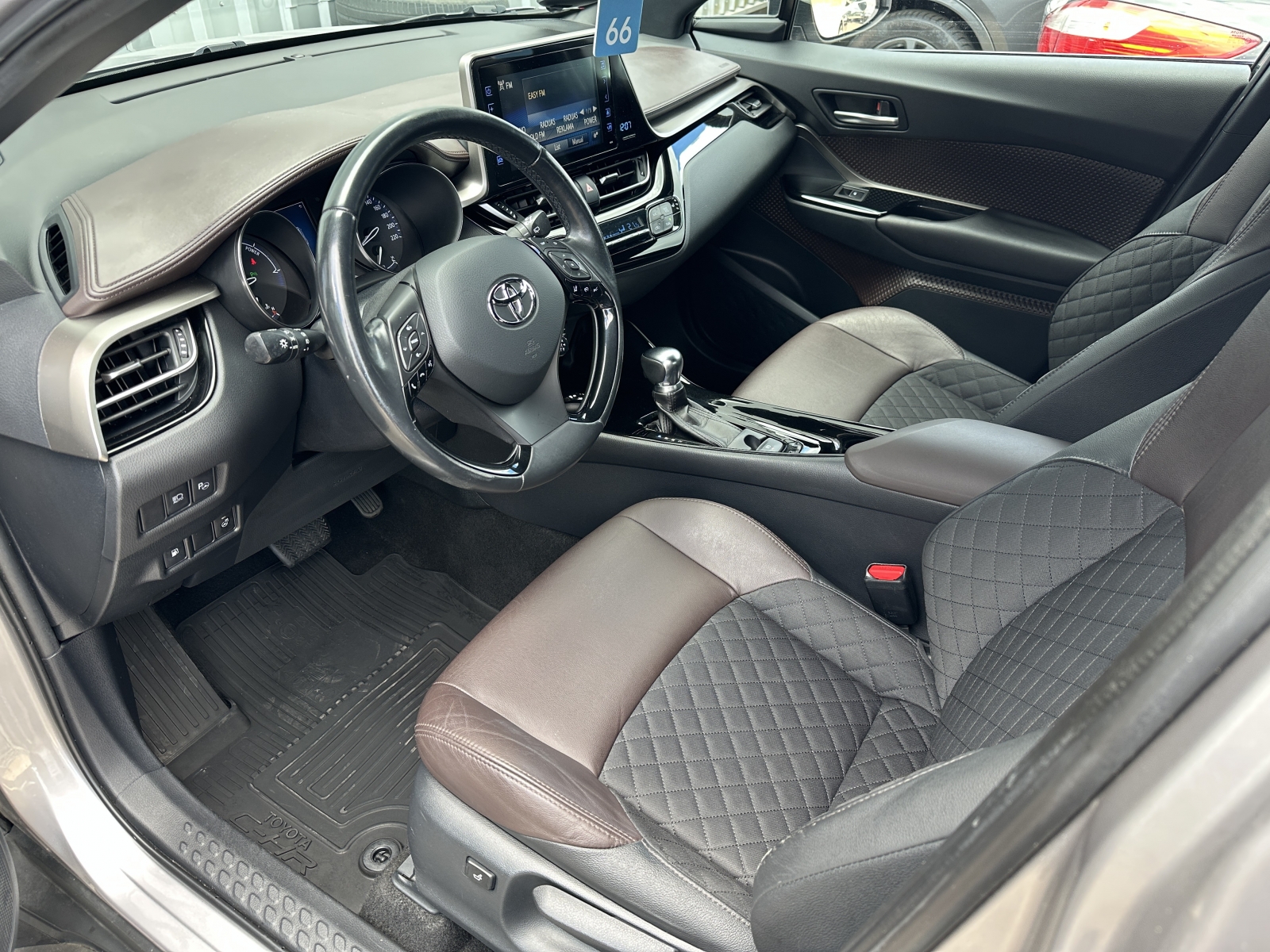 Toyota C-HR Hybrid