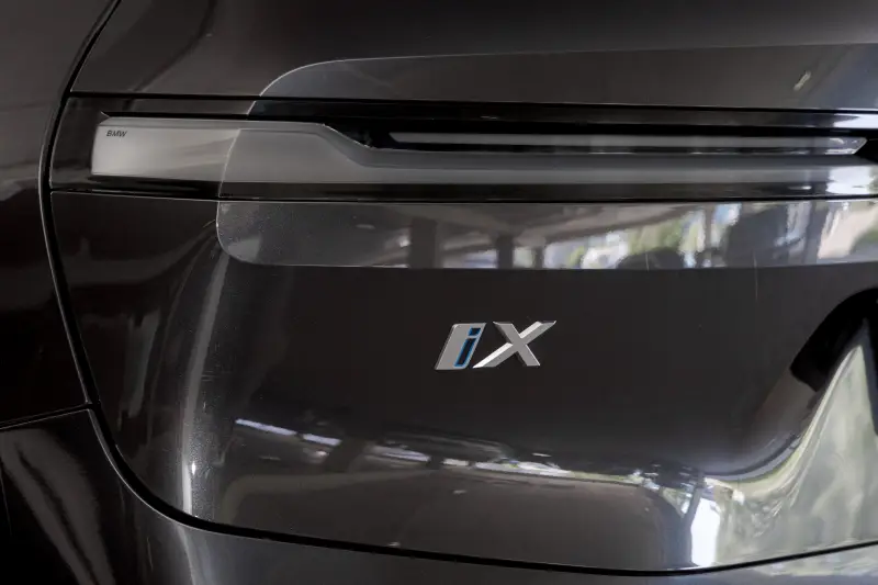BMW iX xDrive40