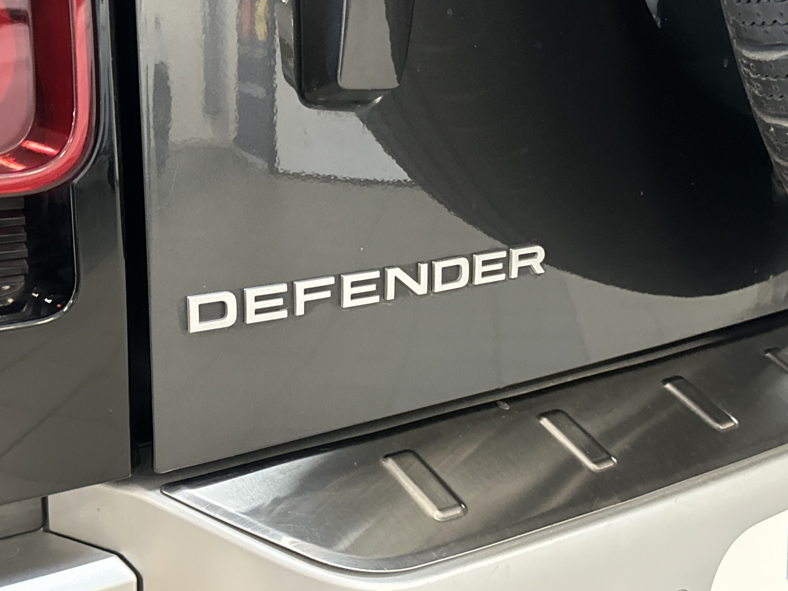 Land Rover Defender 110 Defender 110 D250 HSE
