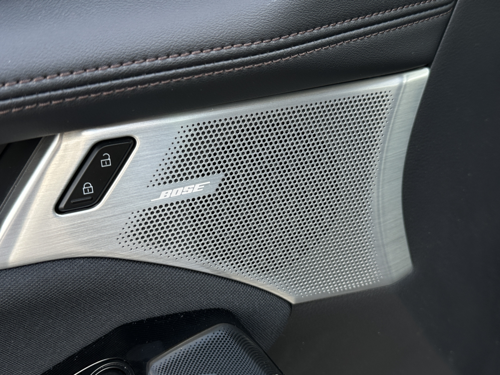 Mazda 3 Exclusive-Line