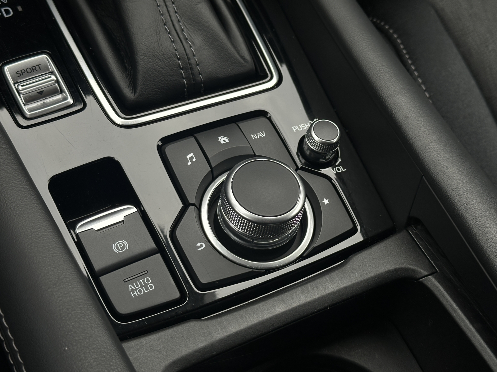 Mazda 6 Premium Plus