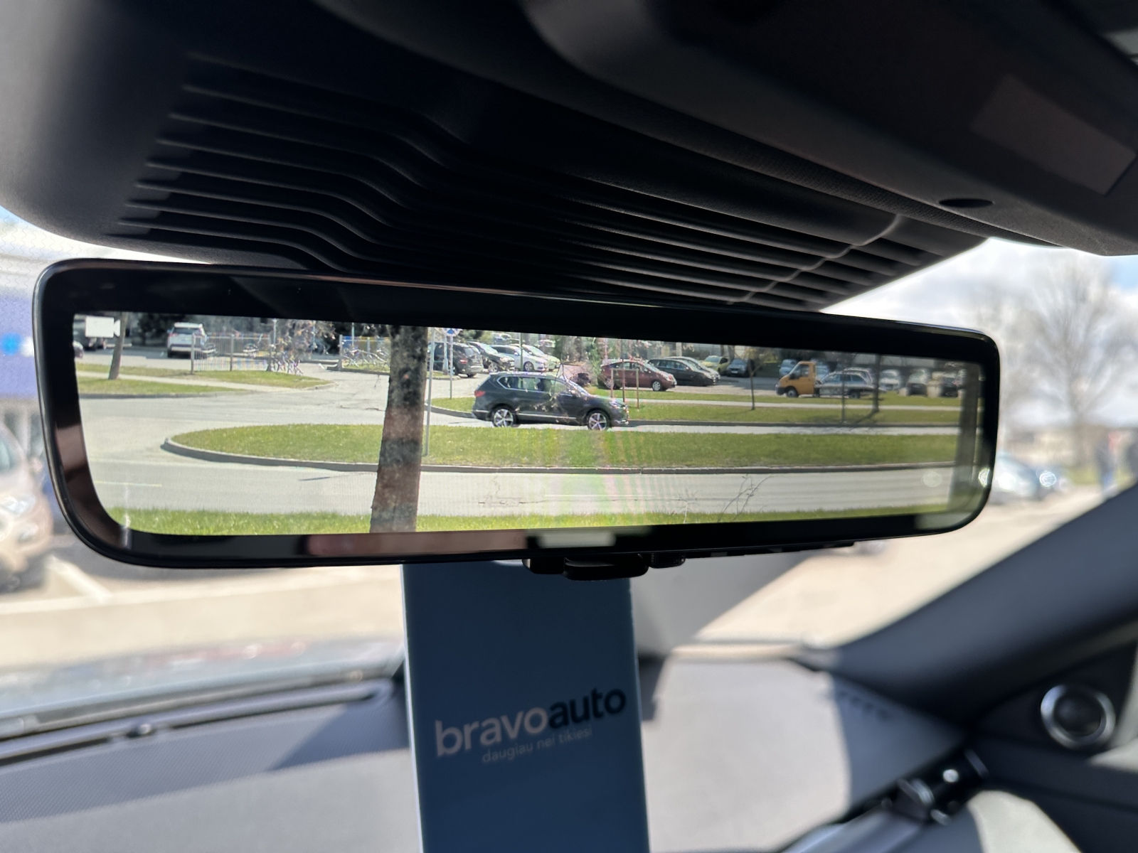 Land Rover Range Rover Evoque P300E Plug-In Hybrid AWD R-Dynamic SE