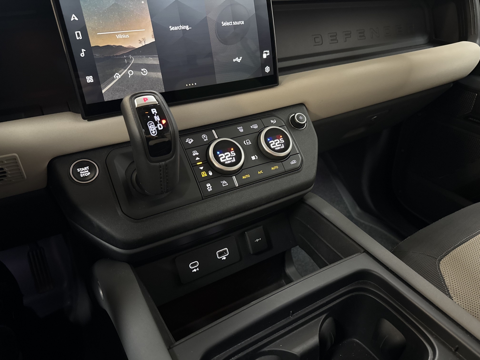 Land Rover Defender D250 MHEV X-Dynamic HSE