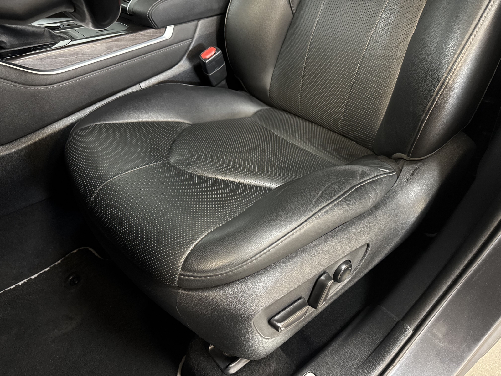 Toyota Highlander Luxury Hybrid