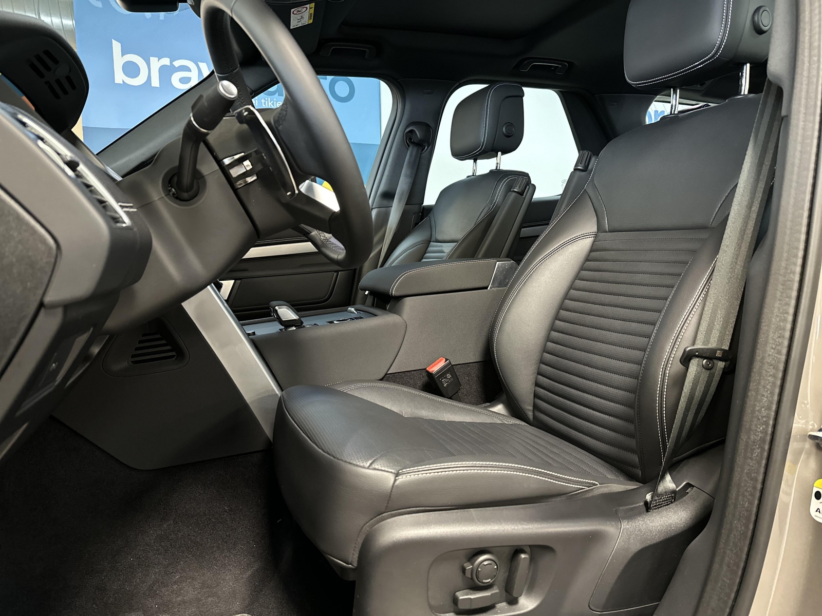Land Rover Discovery 3.0 D250 Dynamic SE