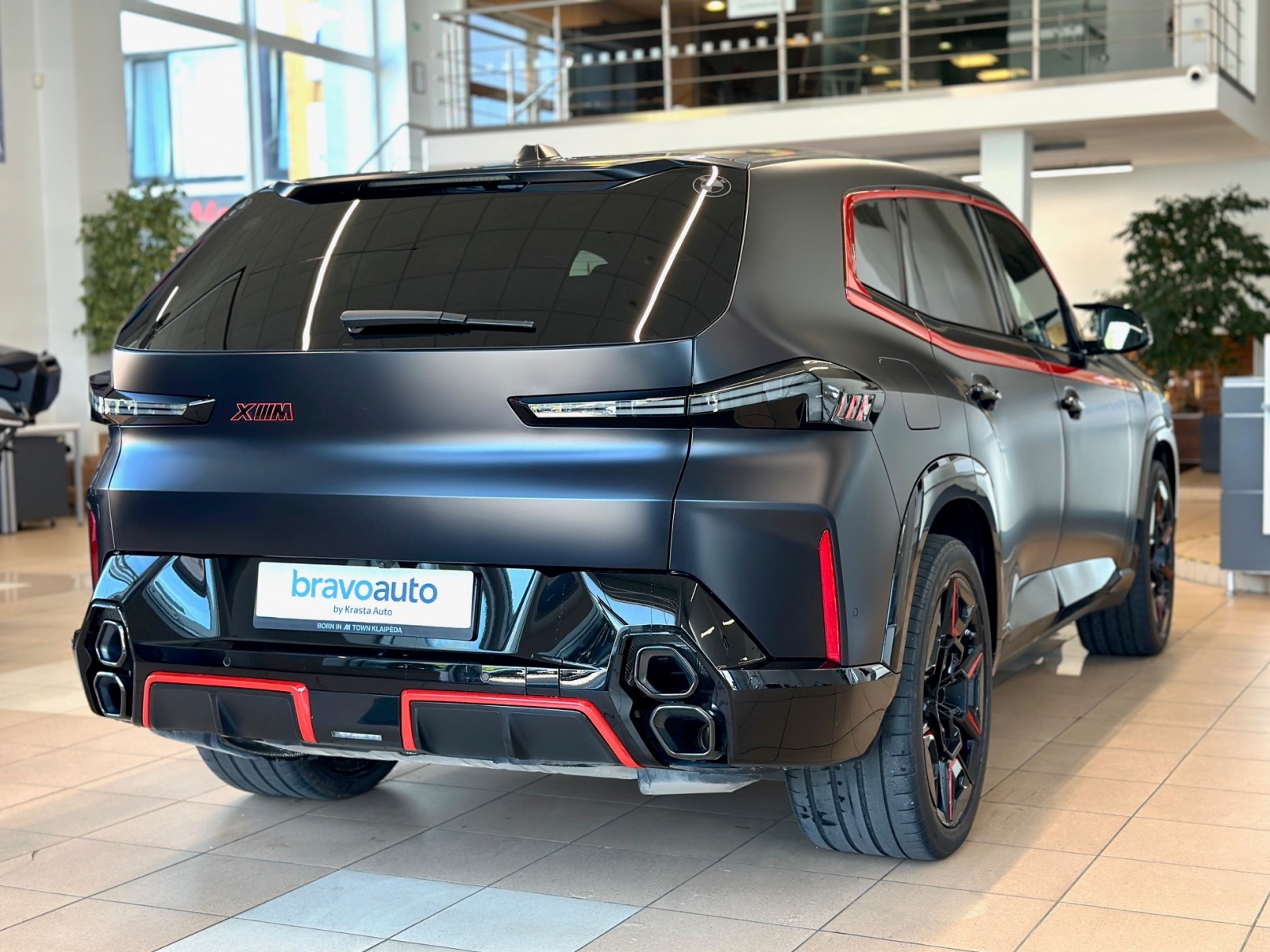 BMW XM BMW XM Label Red