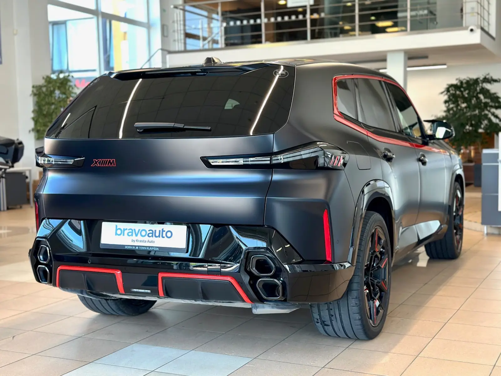 BMW XM BMW XM Label Red