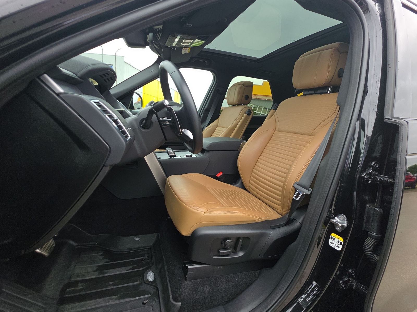 Land Rover Discovery D250 Dynamic HSE