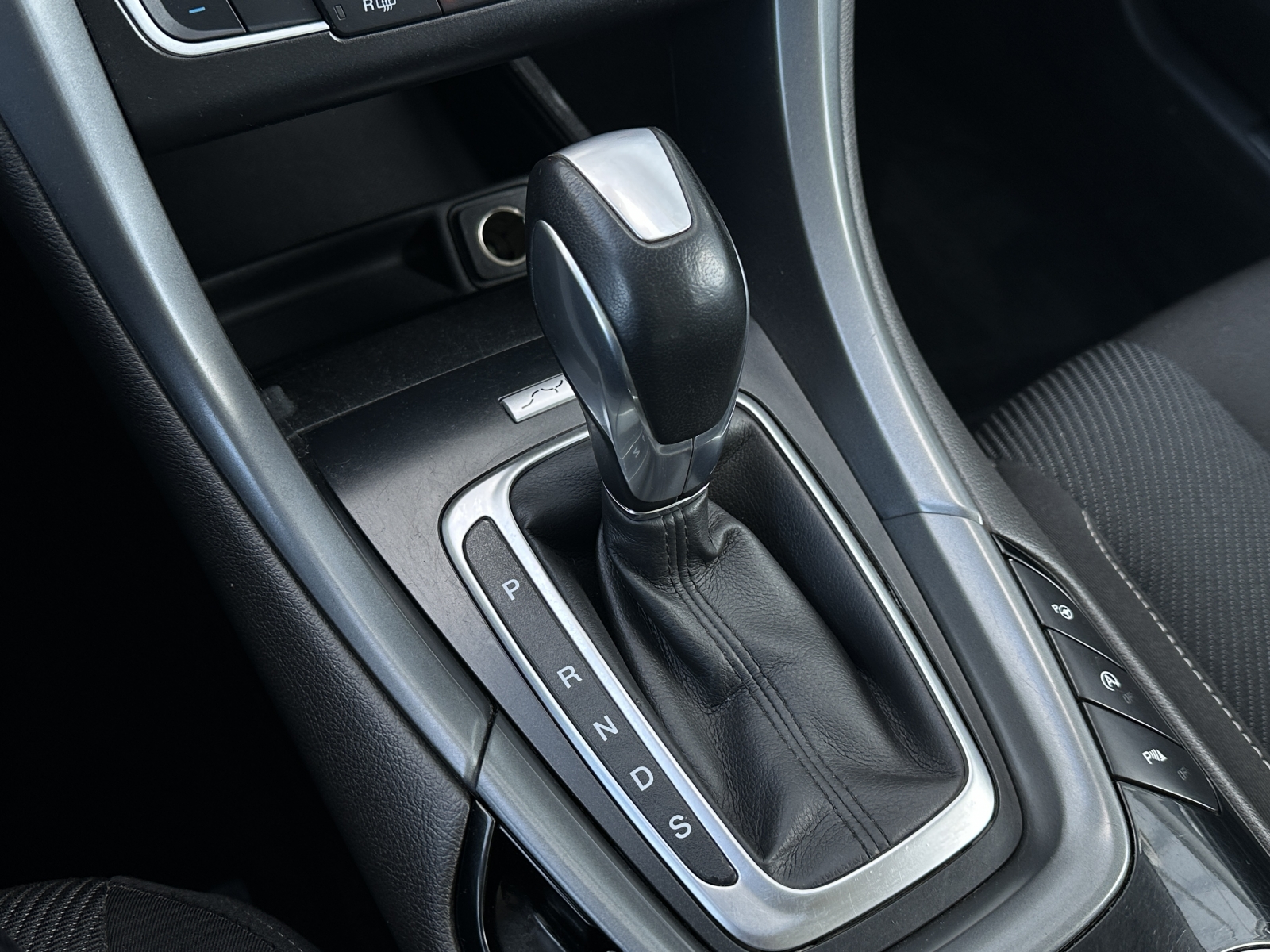 Ford Mondeo Titanium