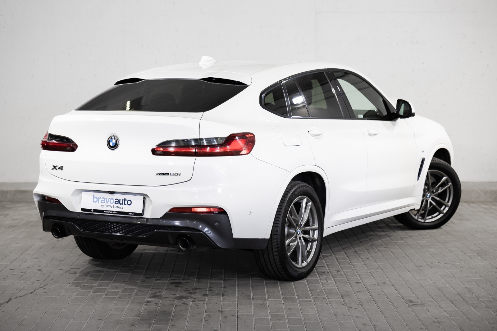 BMW X4 xDrive20i