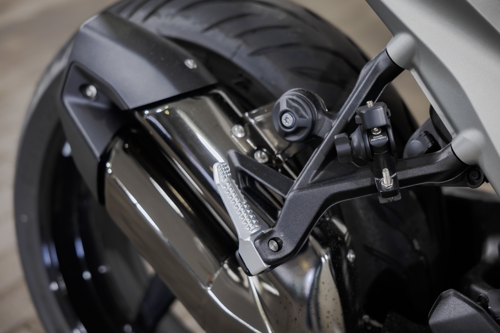 BMW (moto) R 1300 R