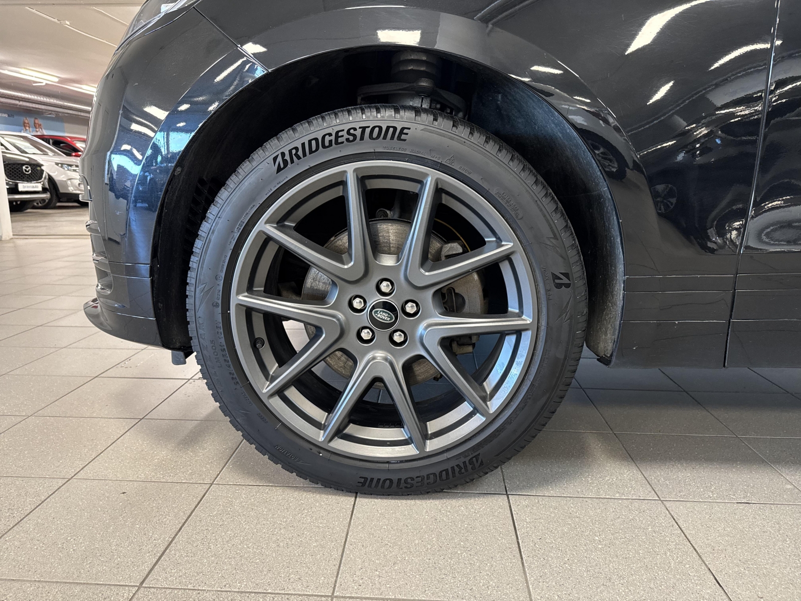 Land Rover Range Rover Velar R-Dynamic SE