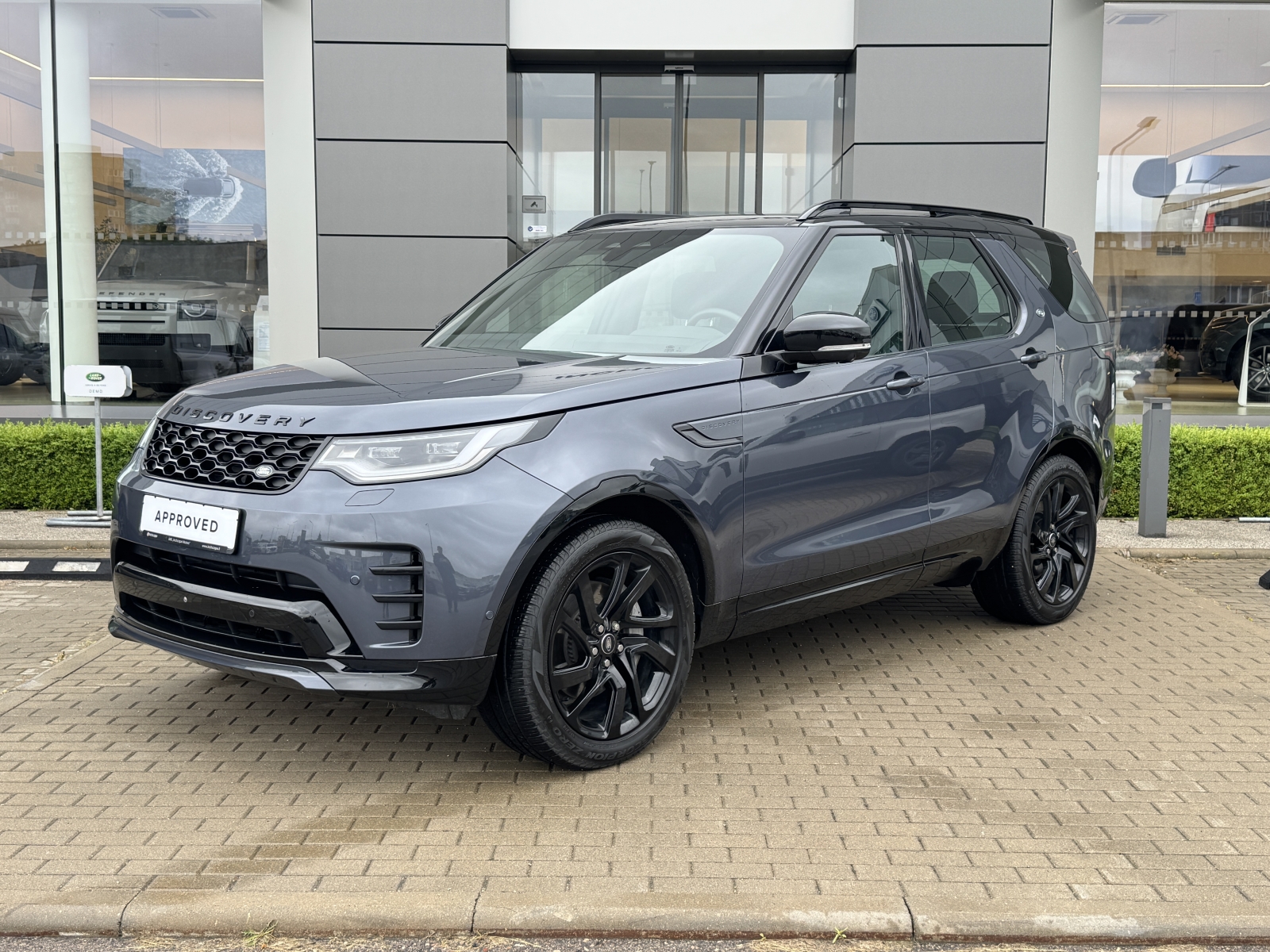 Land Rover Discovery D250 Dynamic SE 3.0