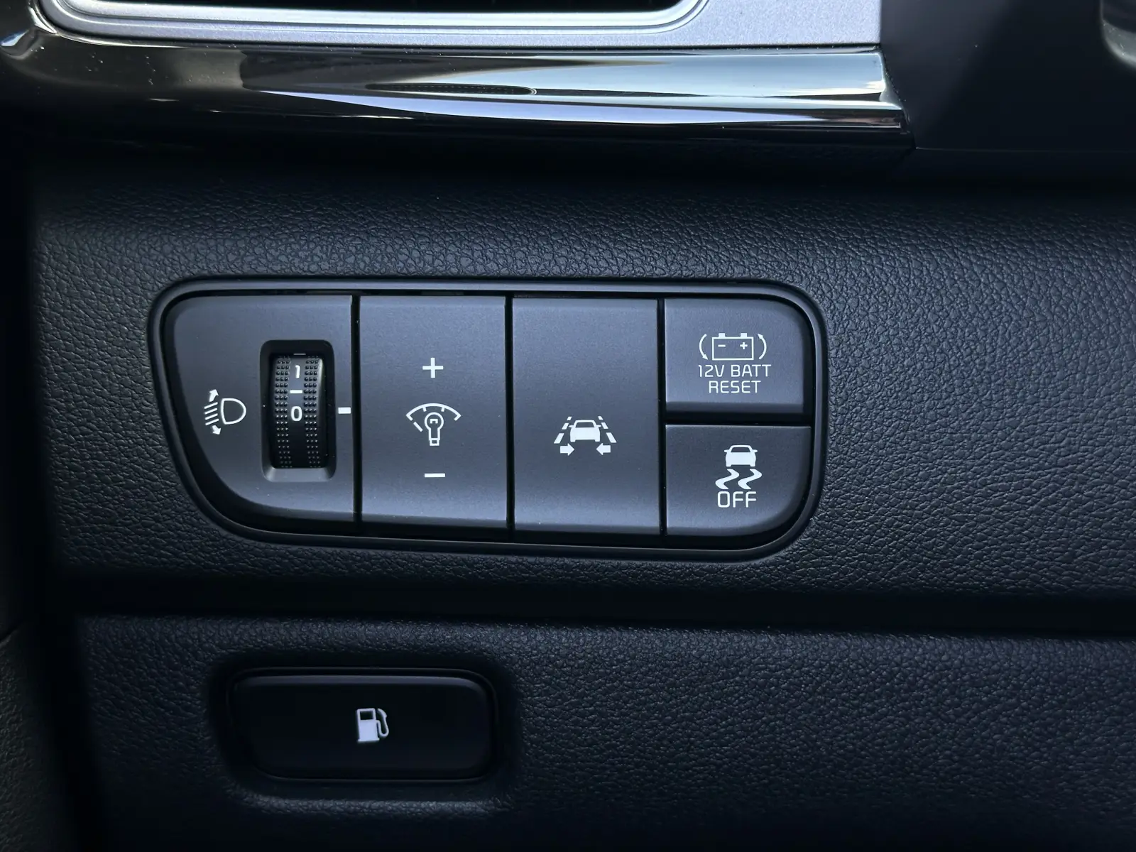 32626fc585c18d68b7b35dd70027e95d6a748cad7b120.jpg
