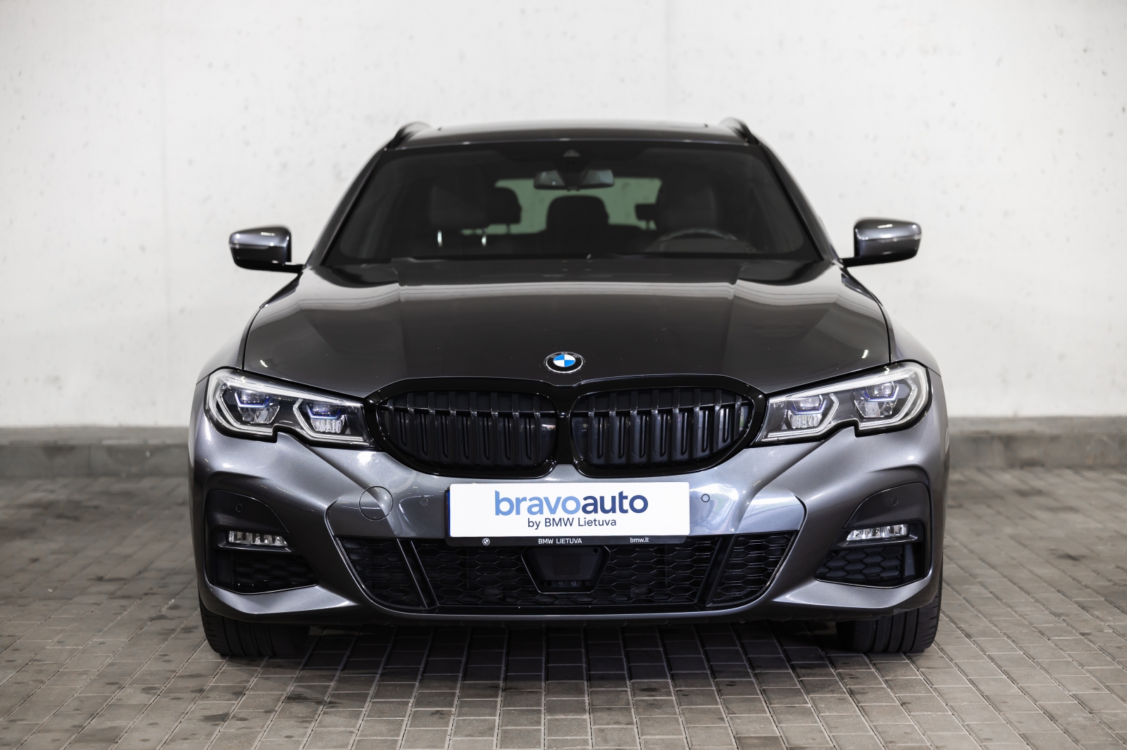 BMW 330 e