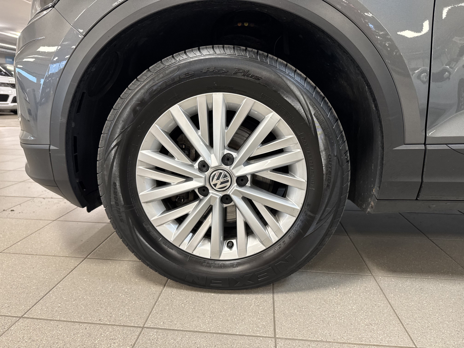 Volkswagen T-Roc 2WD