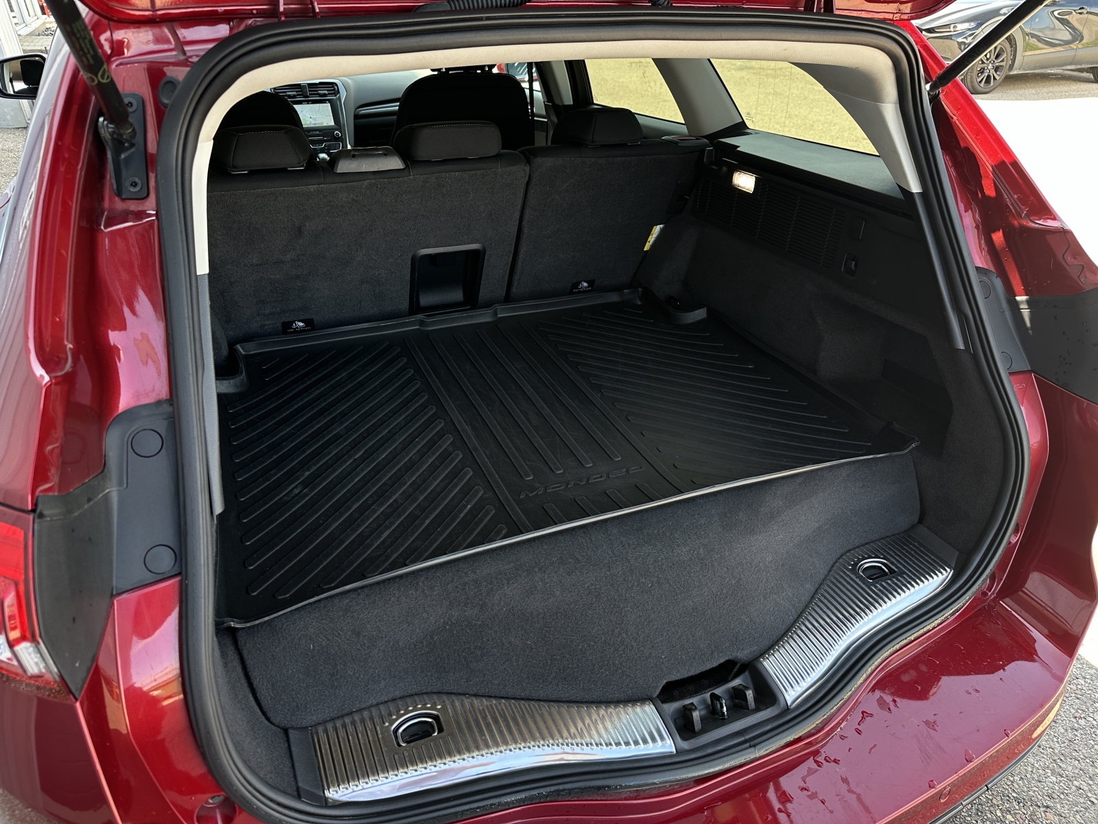 Ford Mondeo Hybrid