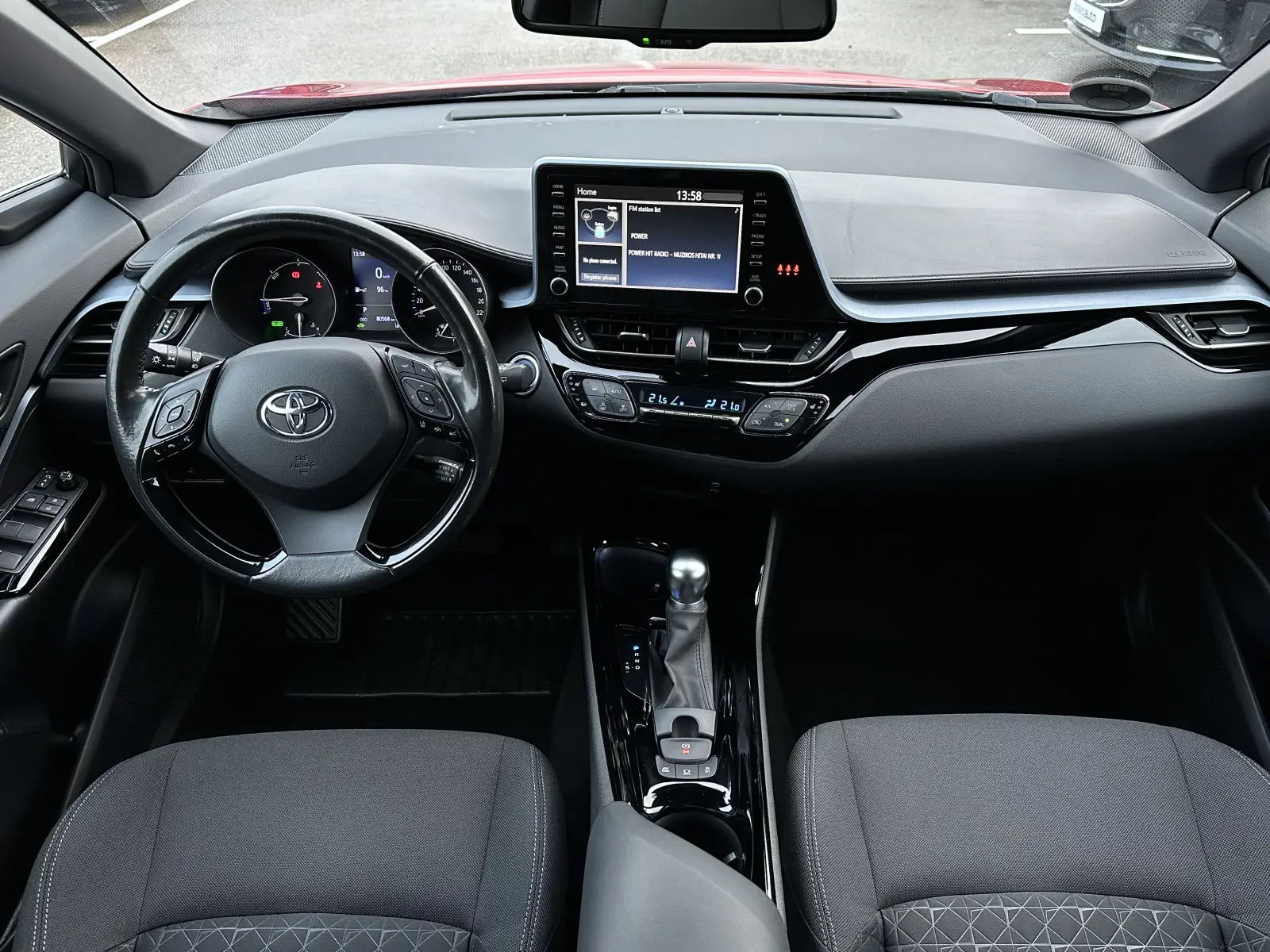 Toyota C-HR Hybrid
