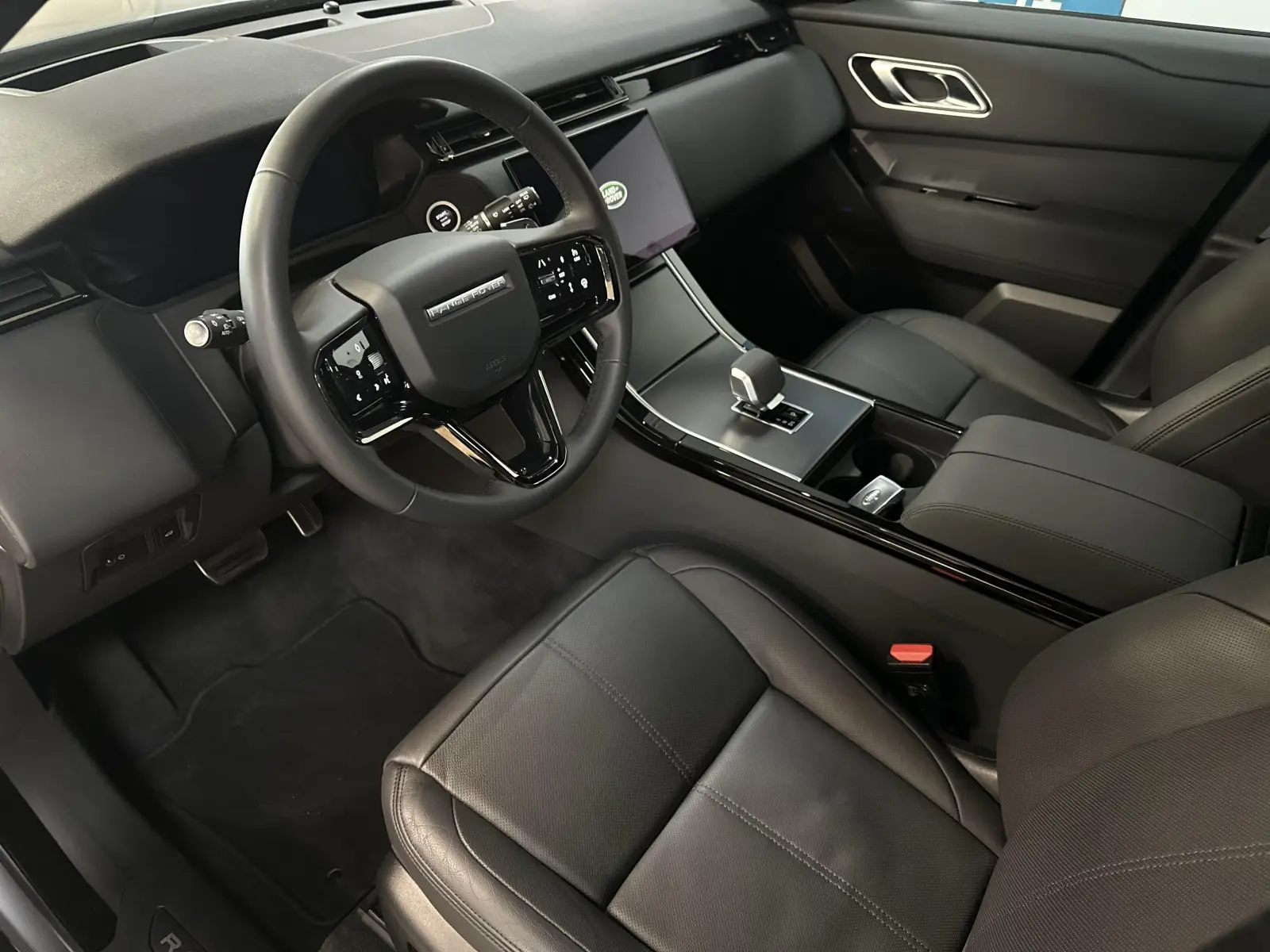 Land Rover Range Rover Velar D200 Dynamic SE