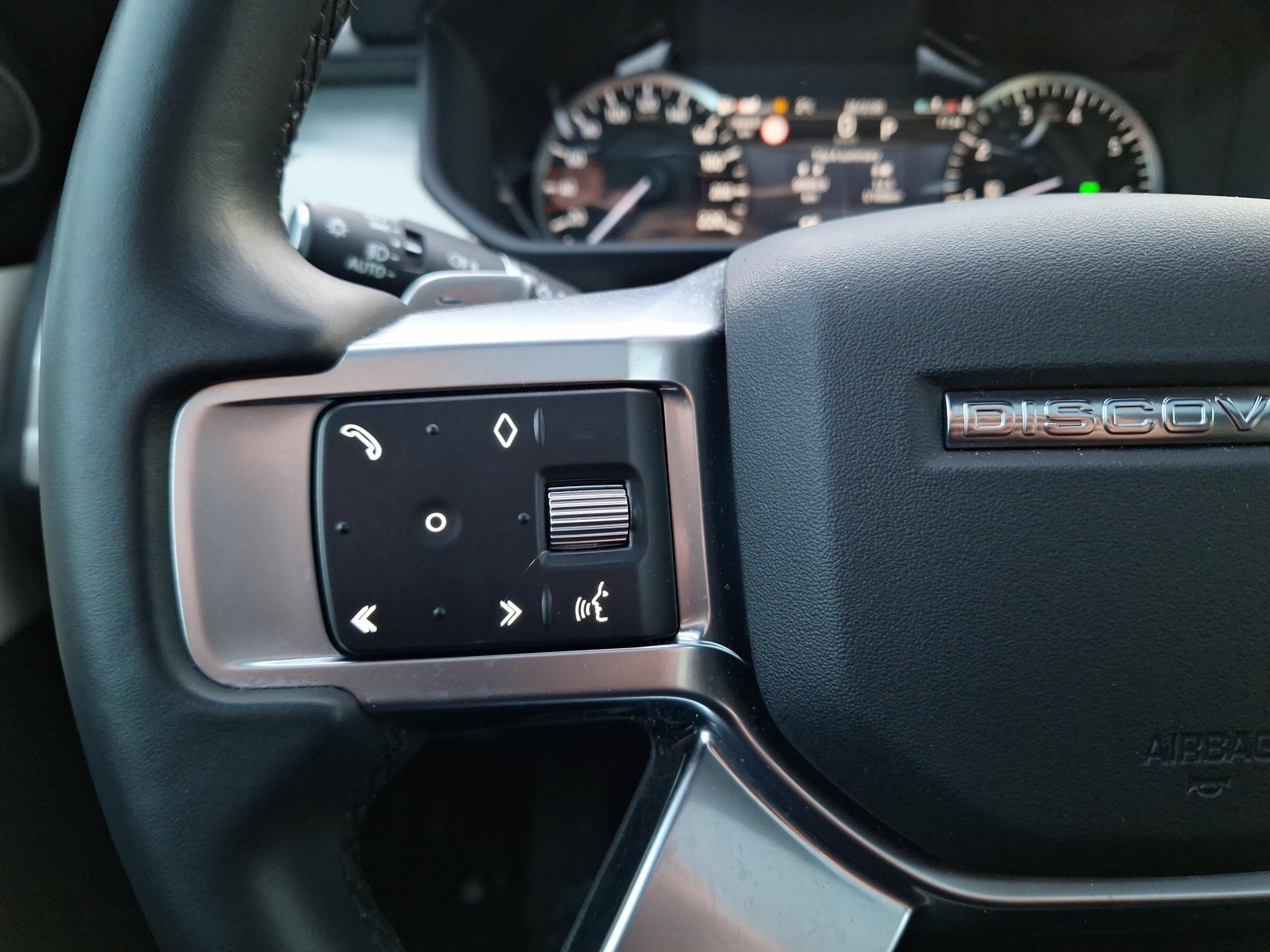 Land Rover Discovery SE R-Dynamic