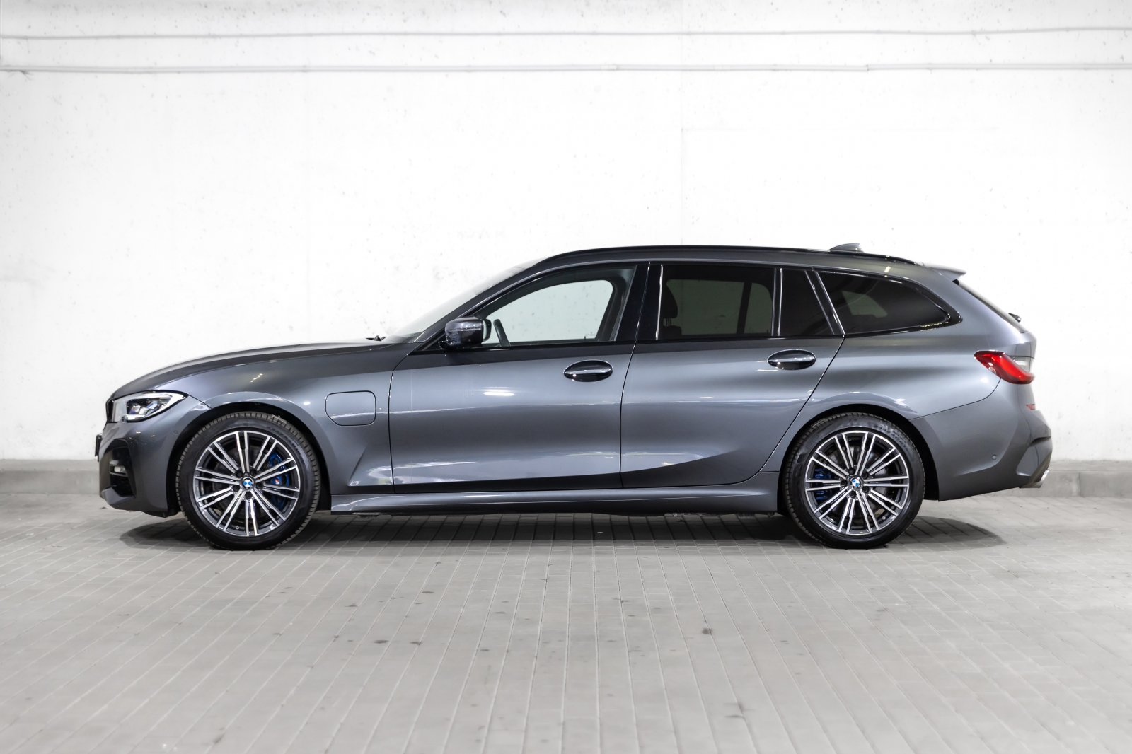 BMW 330 e