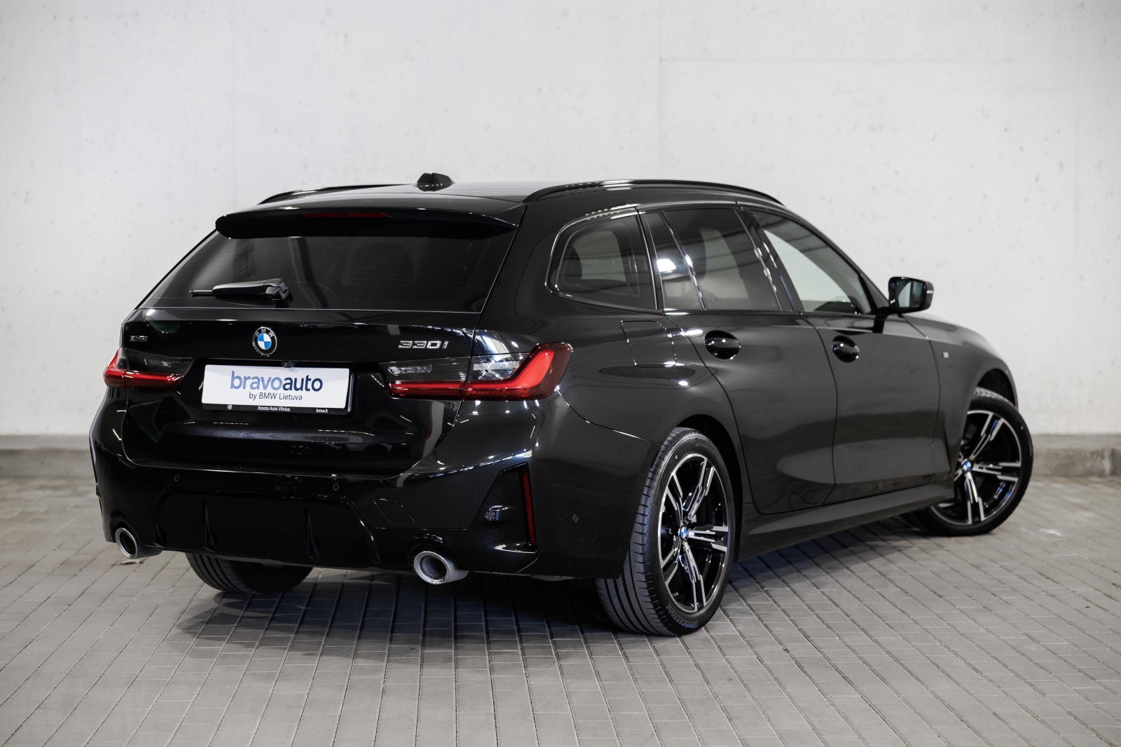 BMW 330 i xDrive