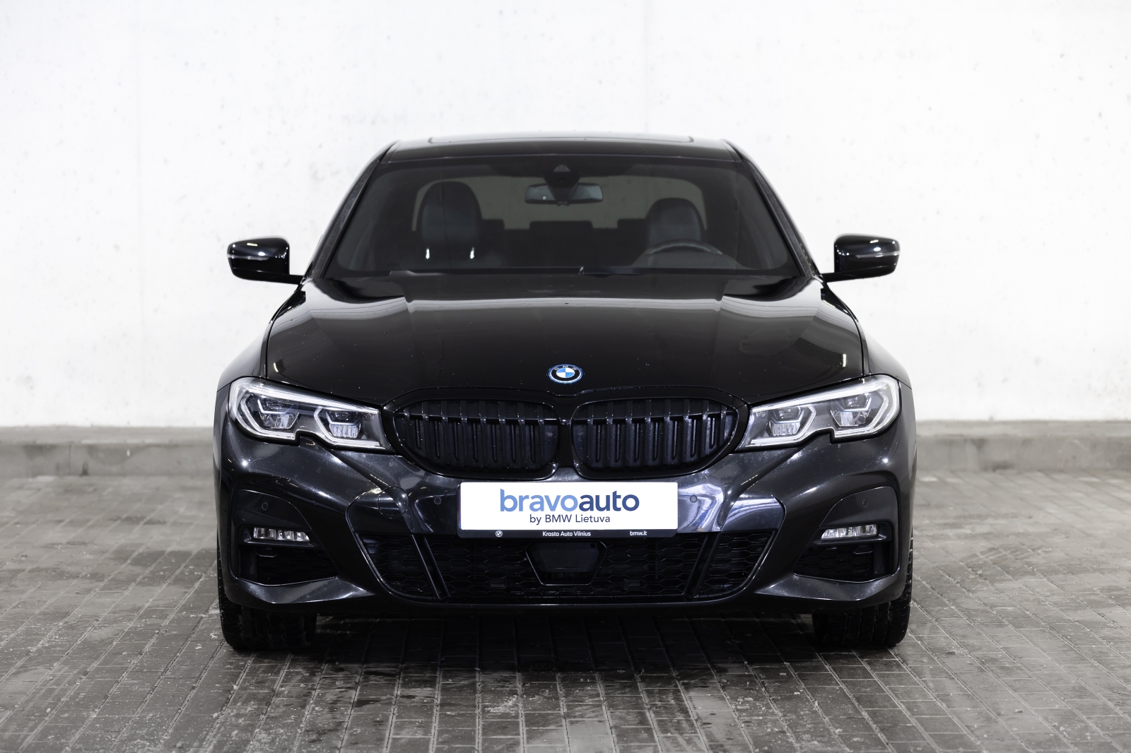 BMW 330 e