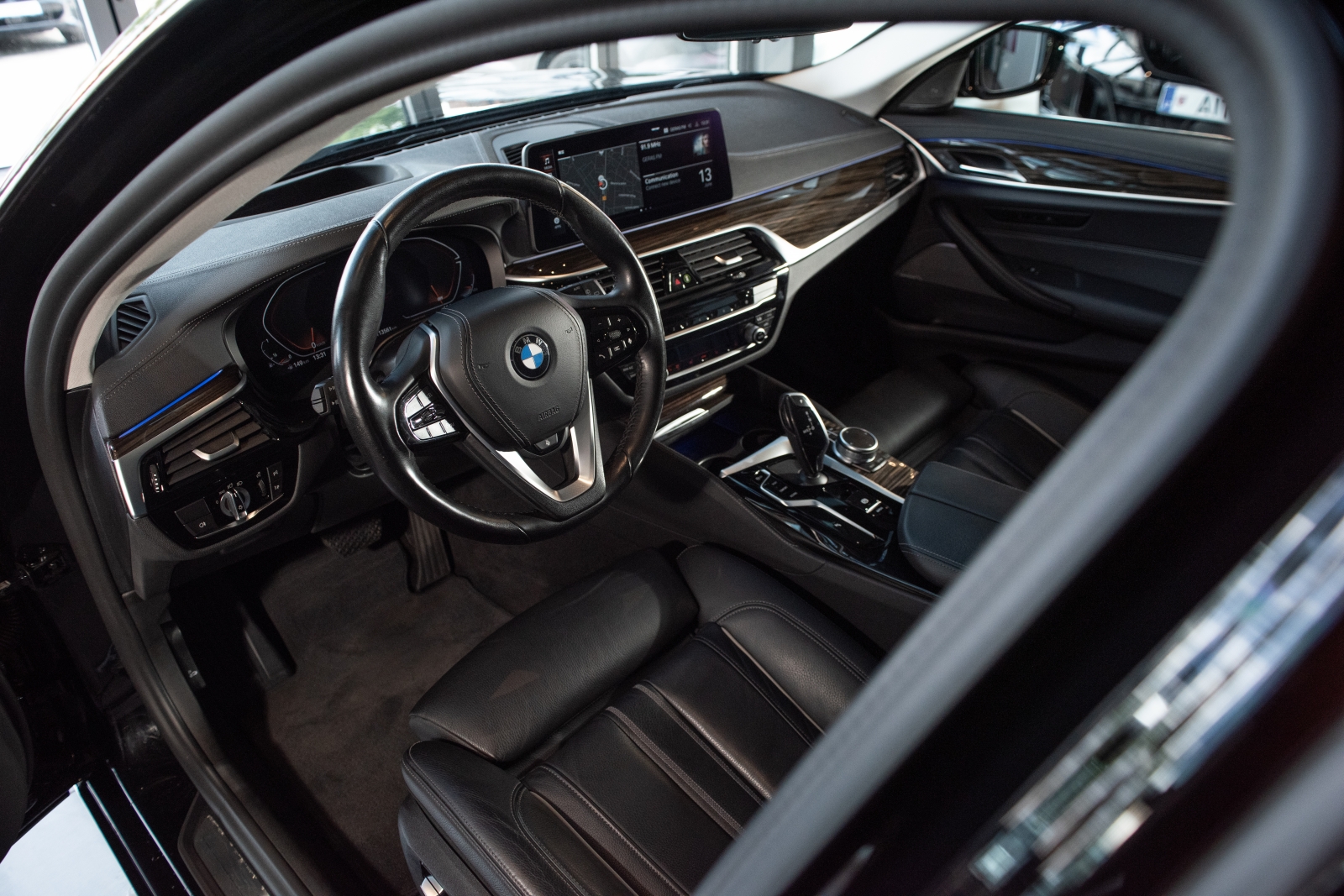 BMW 530