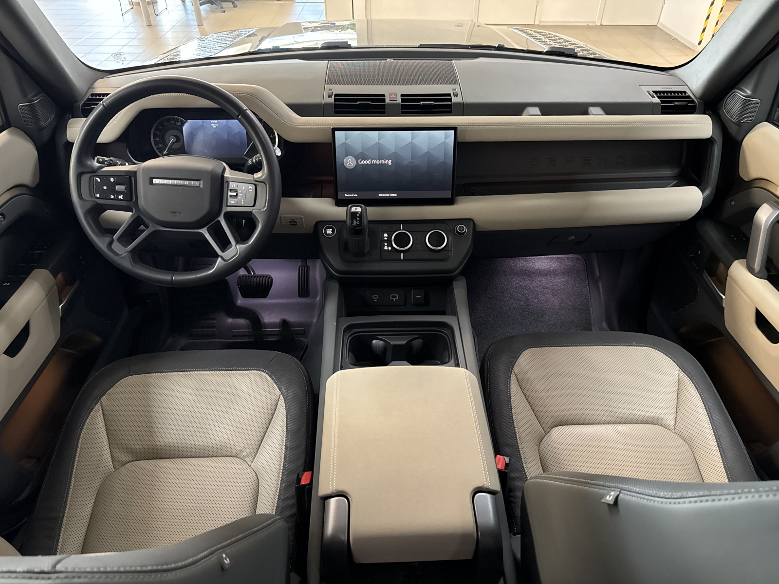 Land Rover Defender 110 D250 MHEV X-Dynamic HSE
