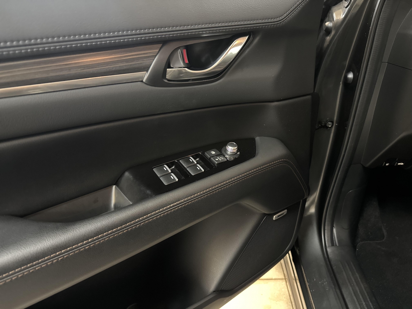 Mazda CX-5 Luxury 2.5