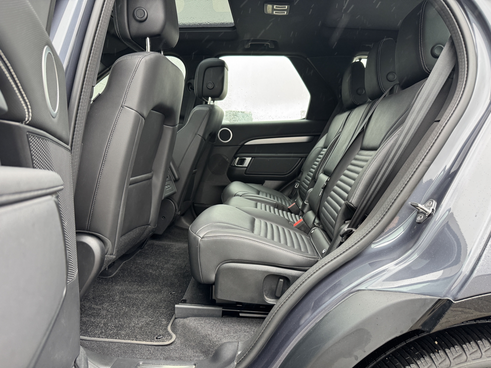 Land Rover Discovery D250 Dynamic SE 3.0