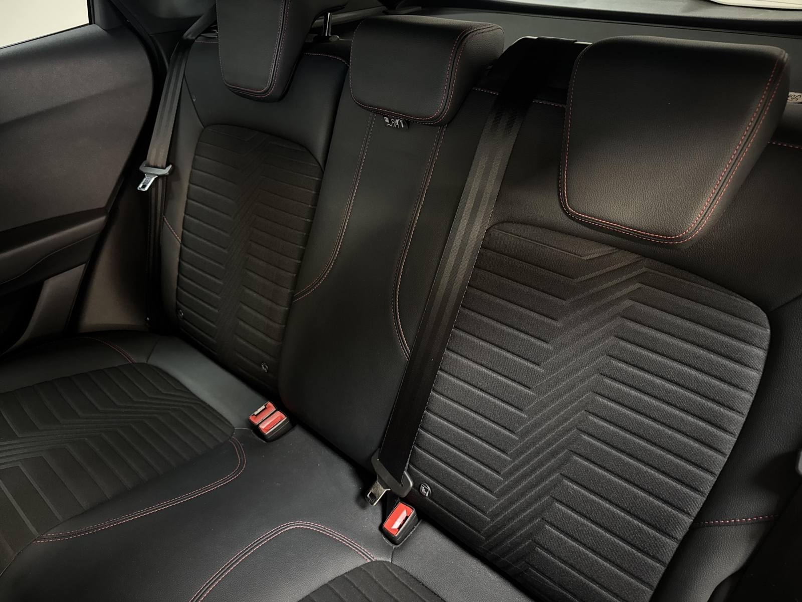 Ford Puma ST-LineX MHEV