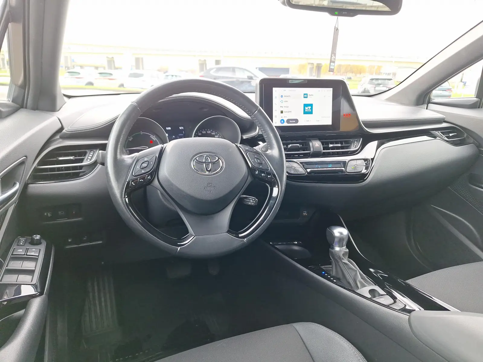 Toyota C-HR Hybrid