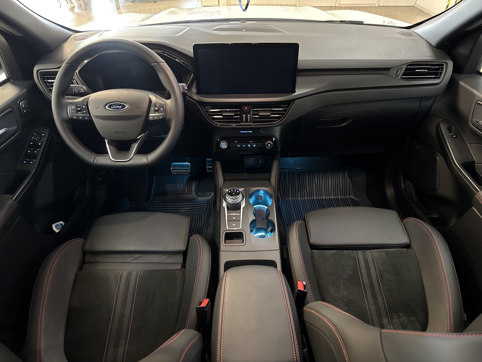 Ford Kuga ST-Line X, Full Hybrid