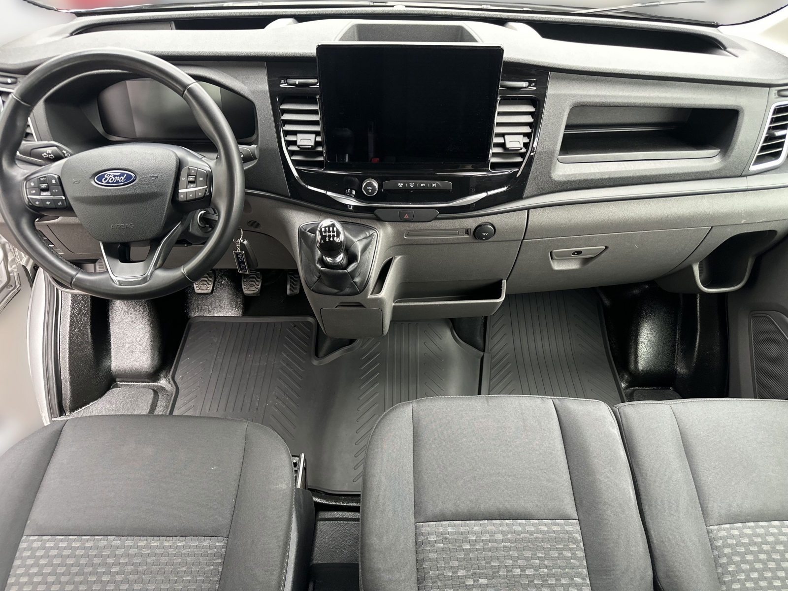 Ford Transit Doublecab LWB 350E