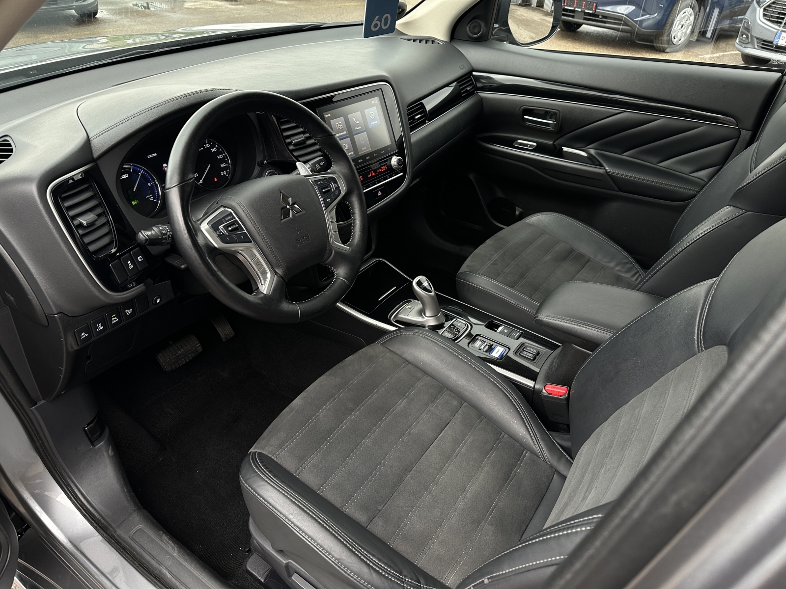 Mitsubishi Outlander Plug-In Hybrid