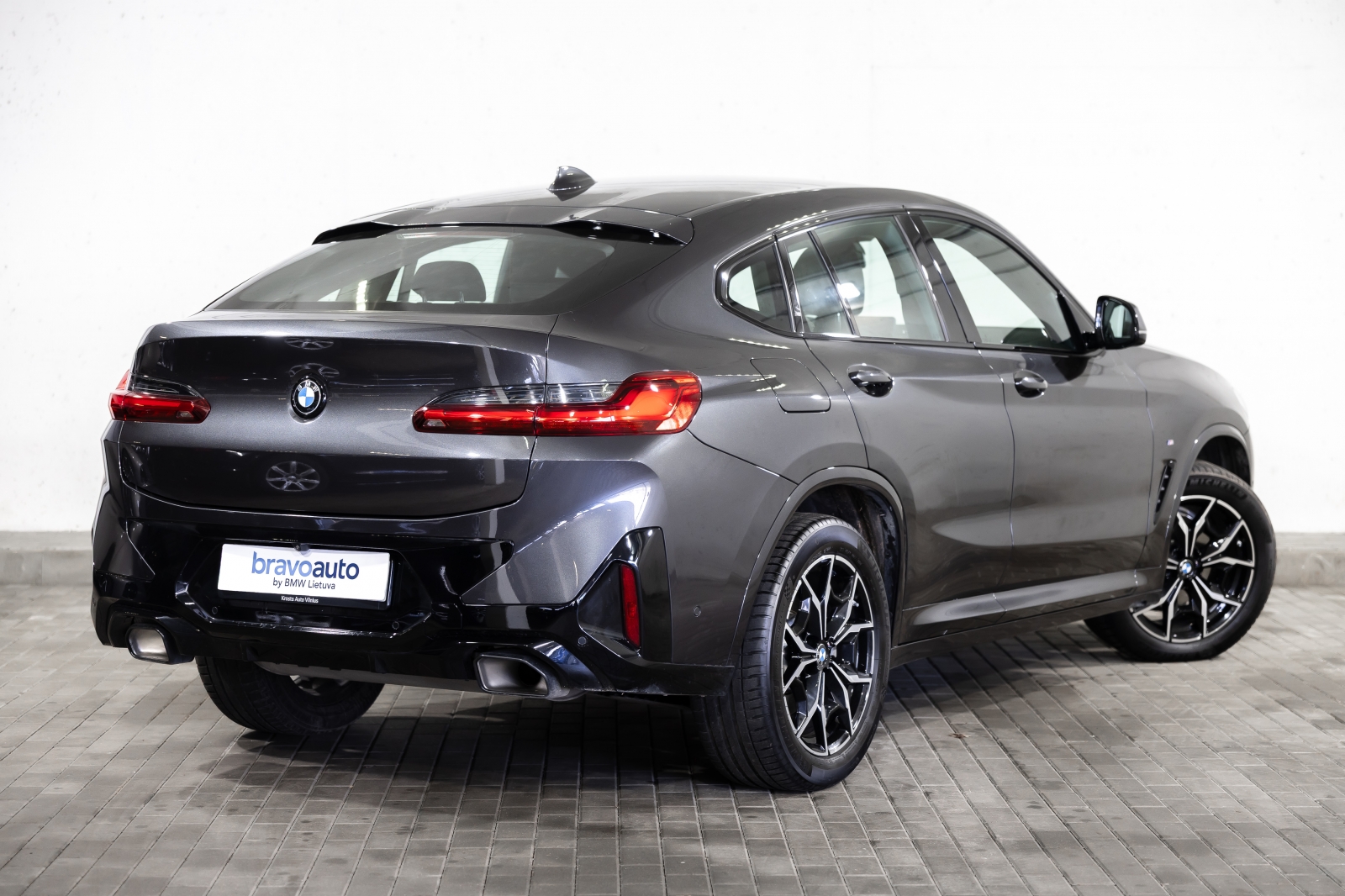 BMW X4 xDrive20i