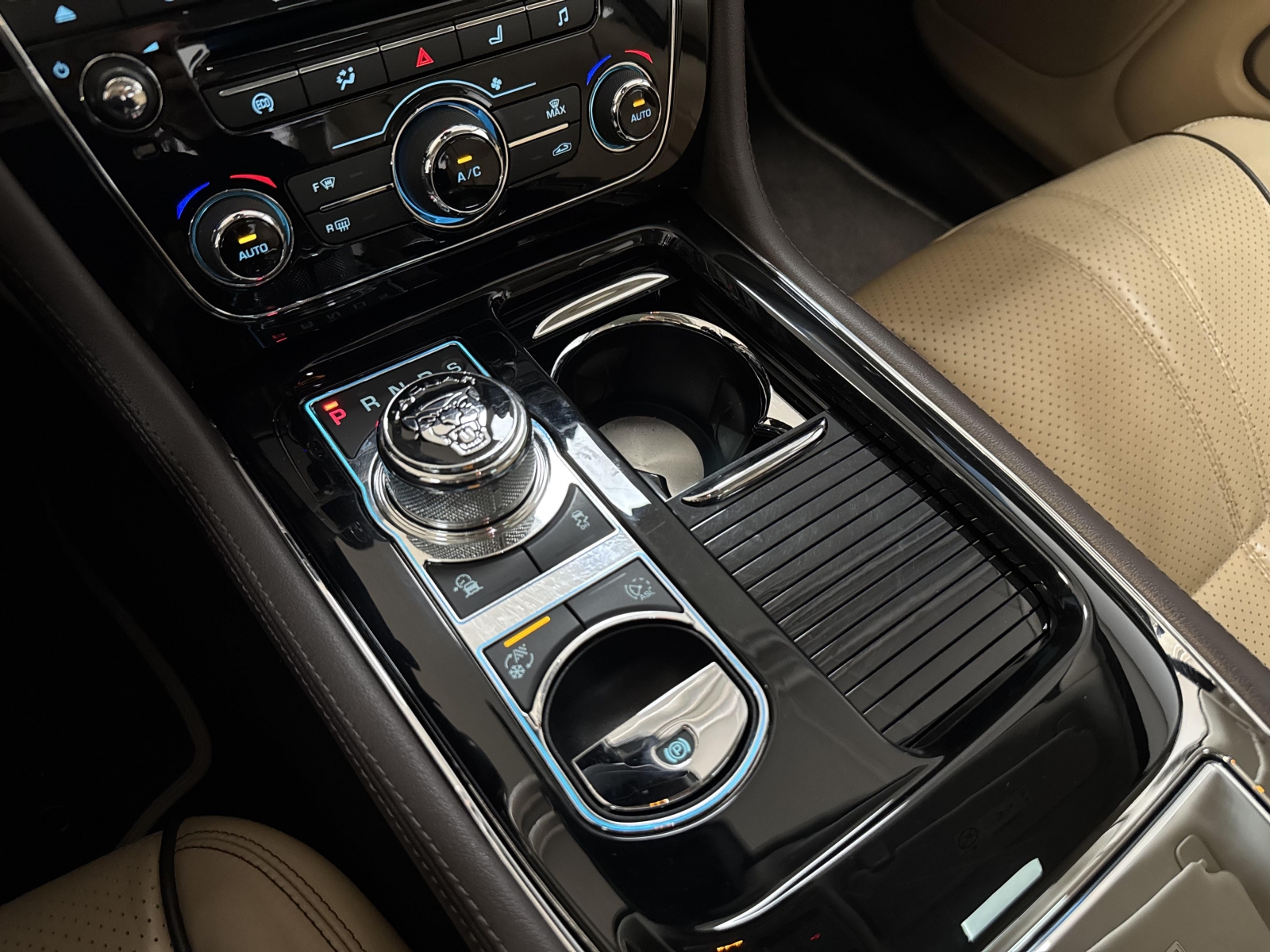 Jaguar XJ 3,0 V6 Premium Luxury