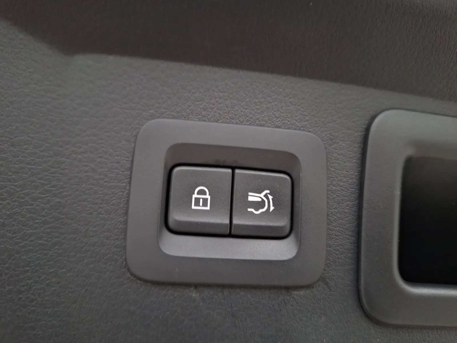 Mazda CX-60 HOMURA PHEV