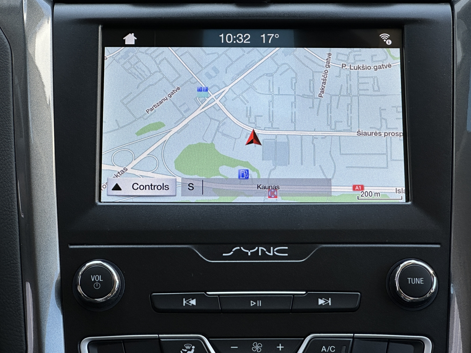 Ford Mondeo Hybrid